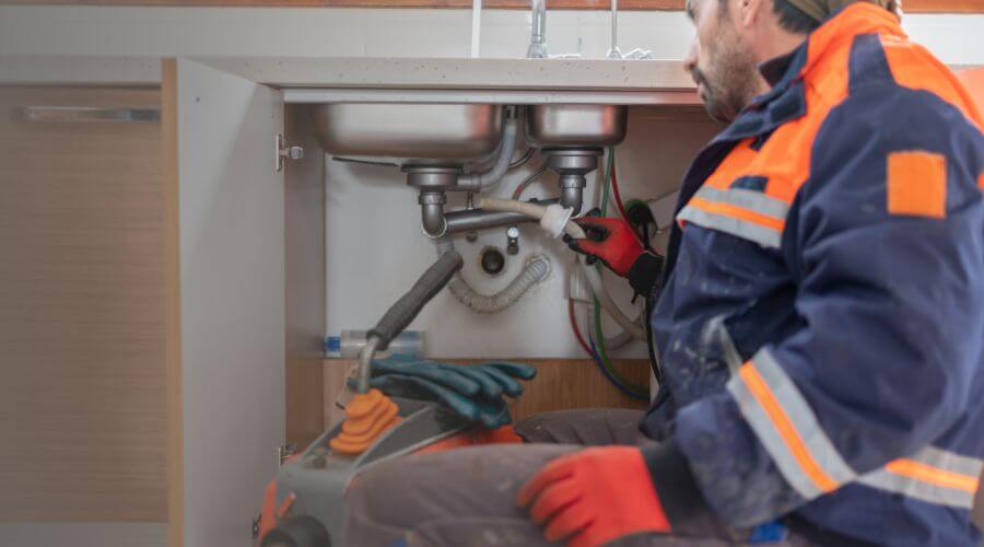 Leak Detection in Latham, IL